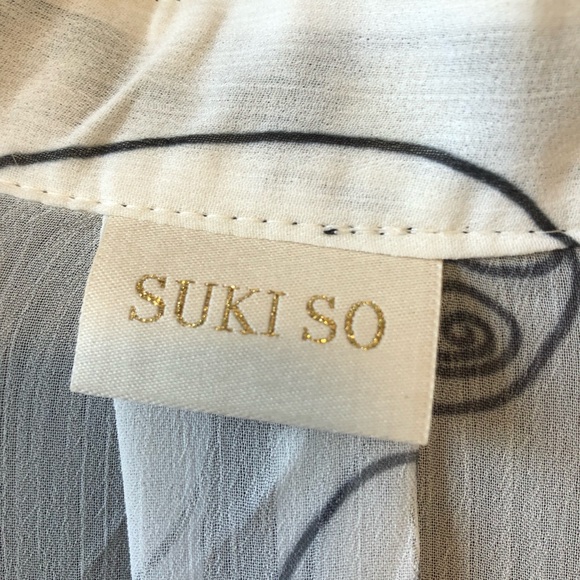 Longline Kimono Beach Cover-Up with Geometric Metallic Trim (Sukiso) - Picture 10 of 13